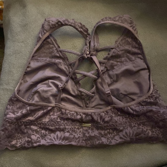 PINK Lacy Bralette - Picture 2 of 4